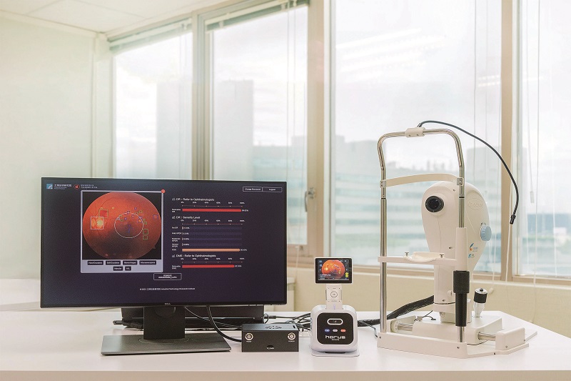 「眼底病變AI輔助診斷與偵測技術」可提升非眼科醫師在糖尿病眼底病變判讀的量能，達到早期發現，早期治療的目標。