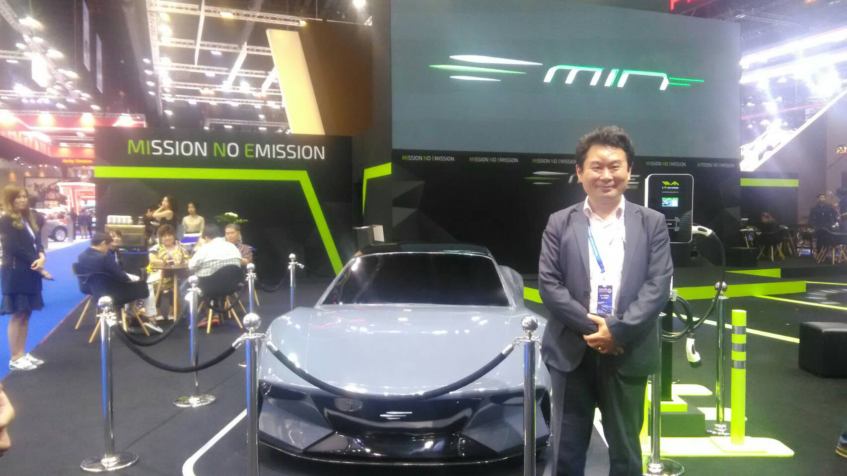 有量科技總經理程敬義將STOBA鋰電池應用於電動車產業上，帶領台灣電池產業進軍東南亞市場。（有量科技提供）