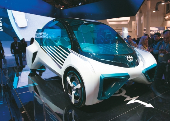 2016美國消費電子展（CES）中，各大車廠發表更加創新的無人車款。