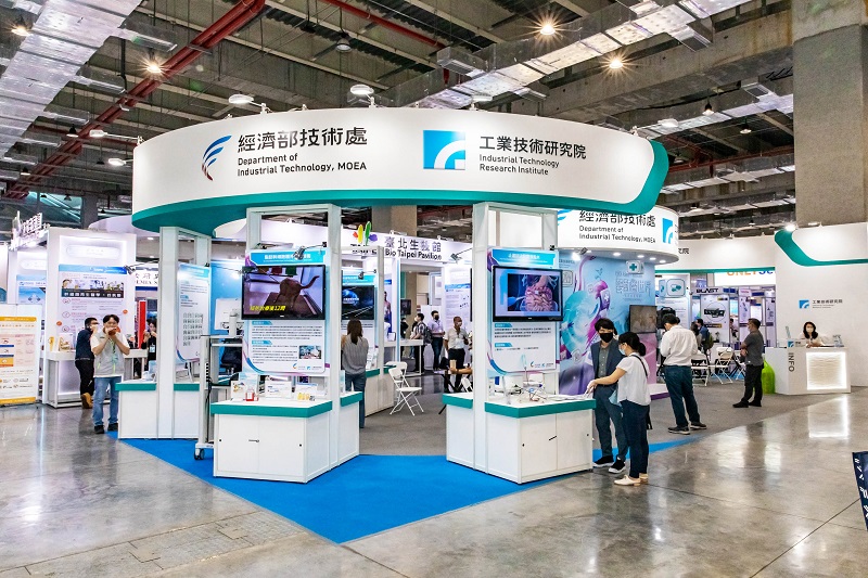 「2022 BIO ASIA-Taiwan 亞洲生技大會」為生醫產業年度盛會，工研院展出多項亮點技術，將持續串連產業上中下游，跨域整合投入生技新藍海市場。
