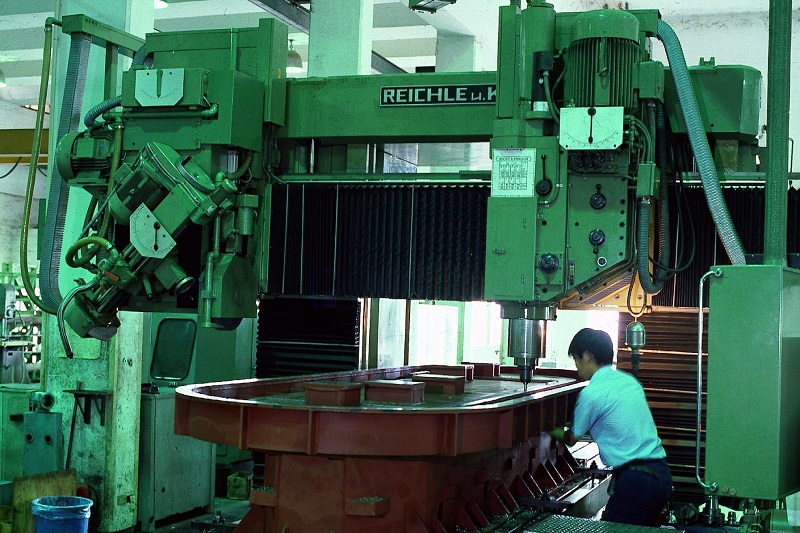 1977－工研院打造精密工具機示範工廠，奠定臺灣精密工具機與自動化的基礎。